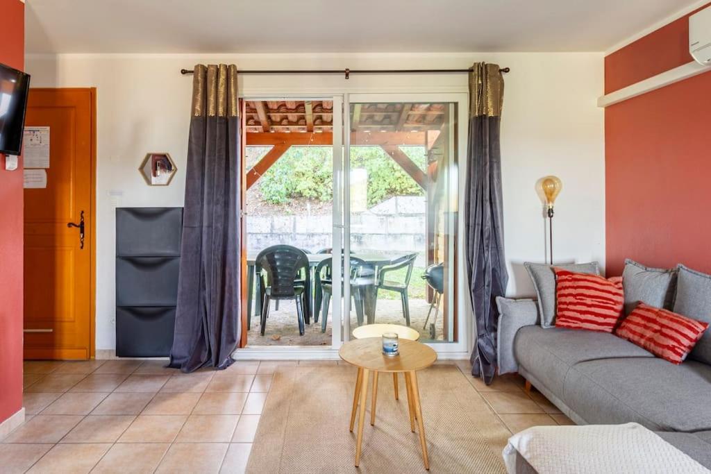 Sarlat, Apptmt T3 Residence Clim Piscine Parking מראה חיצוני תמונה